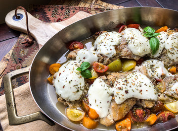 One-Skillet Mozzarella Chicken Thighs