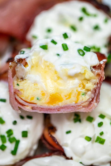 Cheesy Prosciutto Cups